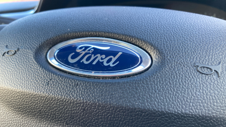 Ford Puma 1.0 EcoBoost Hybrid mHEV Titanium Design 5dr DCT Petrol Hatchback